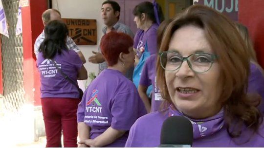 {altText(La Secretaría de Género del movimiento sindical y el Día Internacional de la Mujer.
Movil en vivo con Milagro Pau.,El PIT CNT y el #8M)}