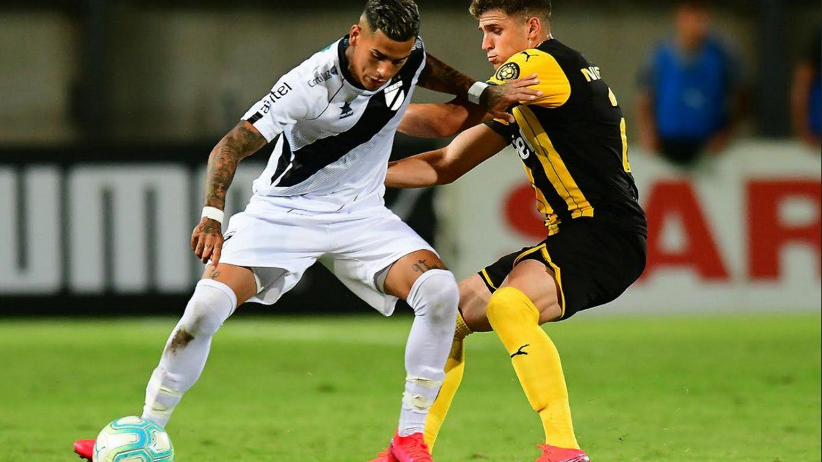 Danubio vence a Cerro y lidera el Clausura uruguayo luego del tropiezo de  Peñarol